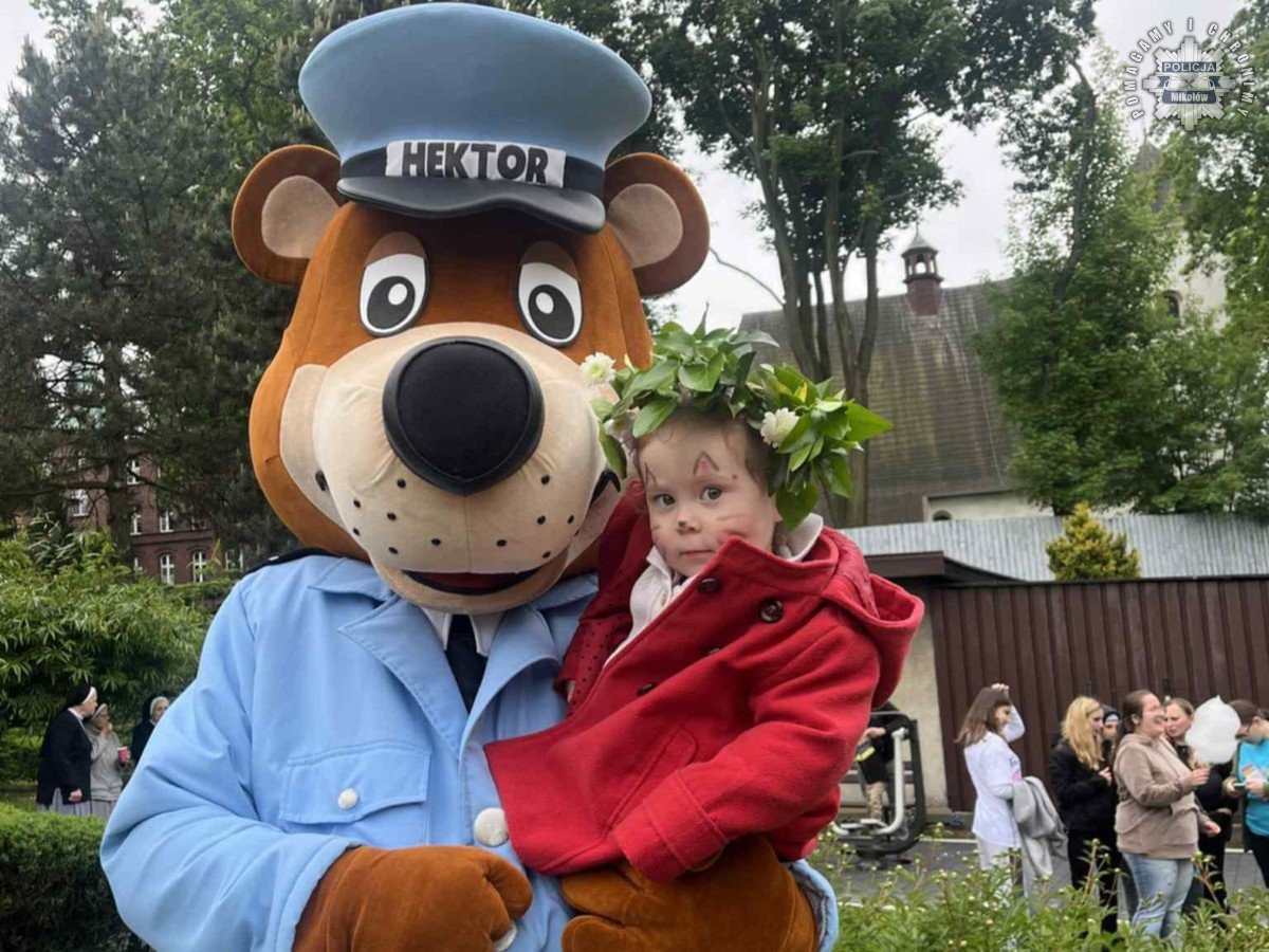 Sierżant Hektor wśród dzieci! Policja świętowała Dzień Dziecka [FOTO]