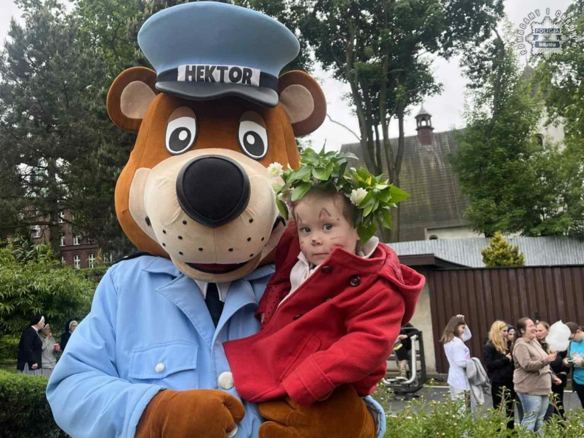 Sierżant Hektor wśród dzieci! Policja świętowała Dzień Dziecka [FOTO]