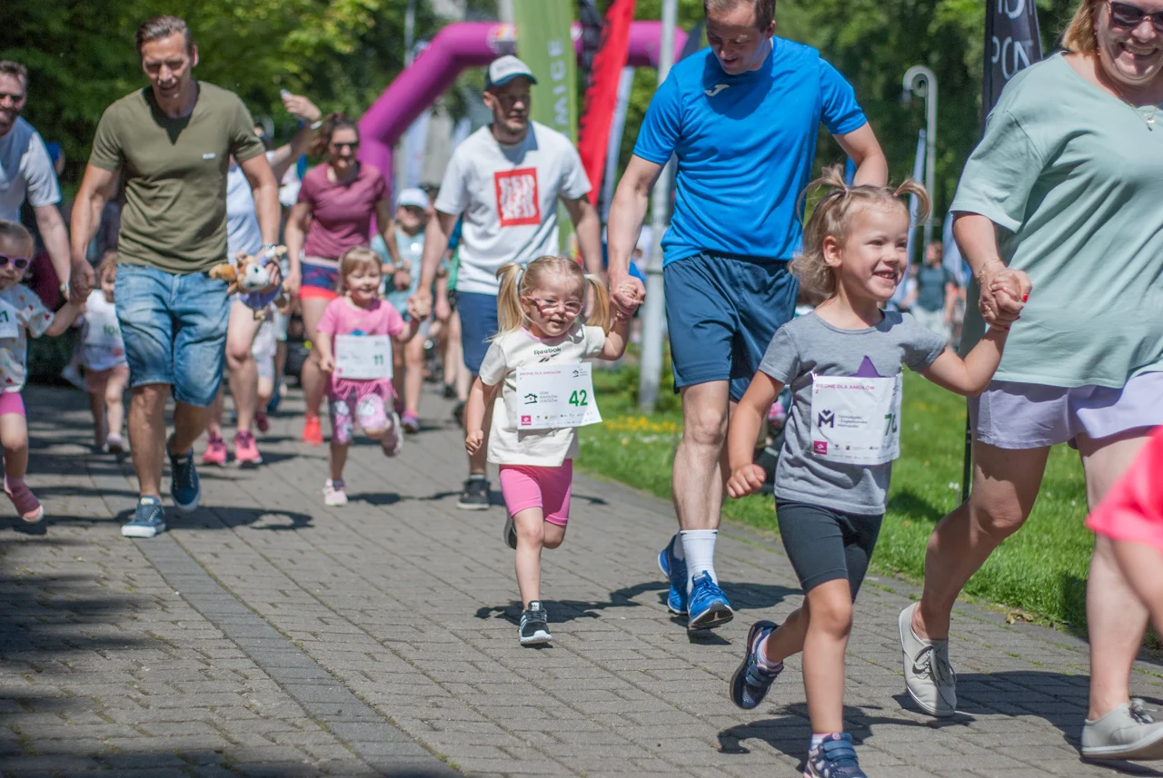 Szósta edycja “Biegnij dla Aniołów” za nami [FOTORELACJA]
