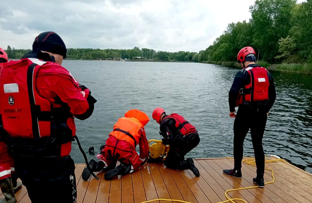 Ratownicy wodni szkolili się nad Morawą – nowe metody i sprzęt w akcji