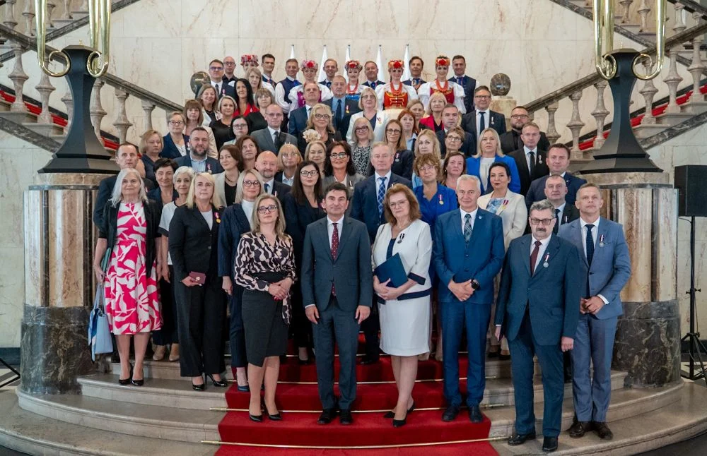 Wyróżnieni za wyjątkową służbę. Uroczystość wręczenia odznaczeń w Katowicach