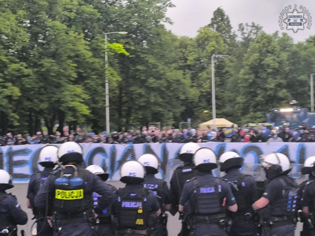 Bezpieczny mecz na Stadionie Śląskim. Policja zadbała o spokojną atmosferę!