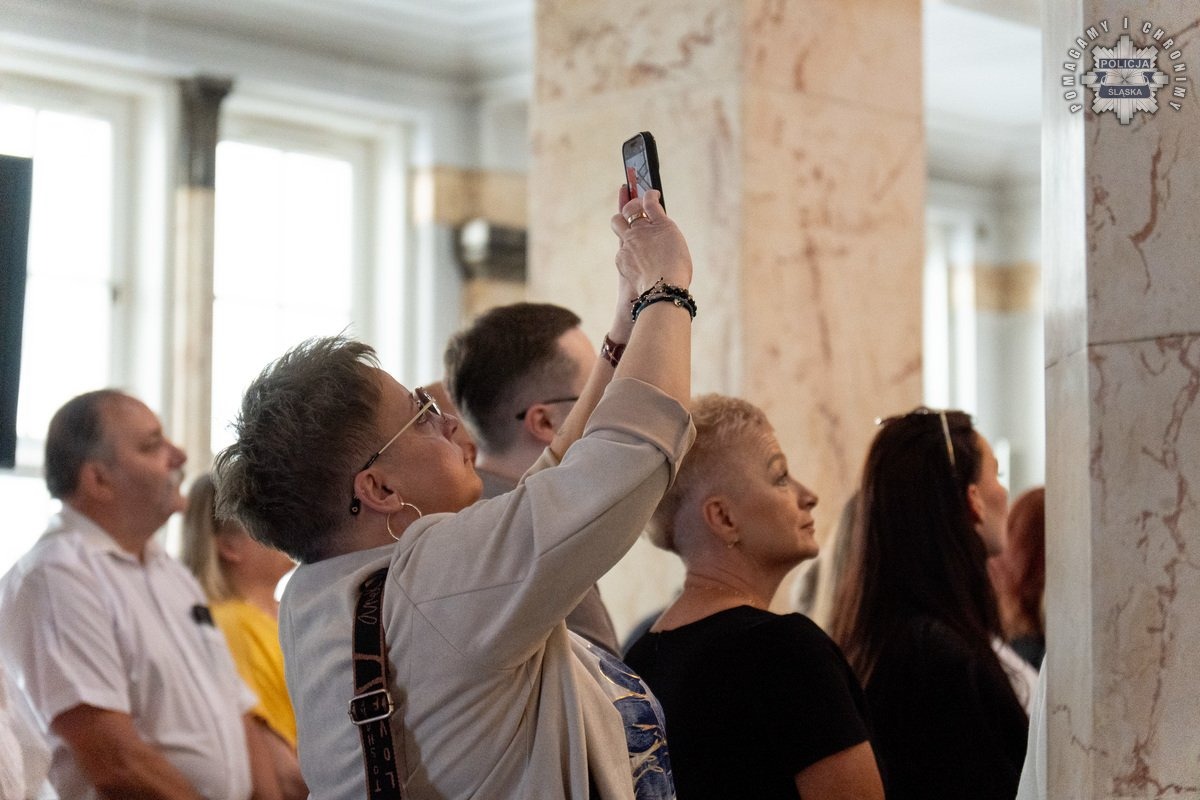 Ślubowanie nowych policjantów w Katowicach. 39 kandydatów do służby! 10