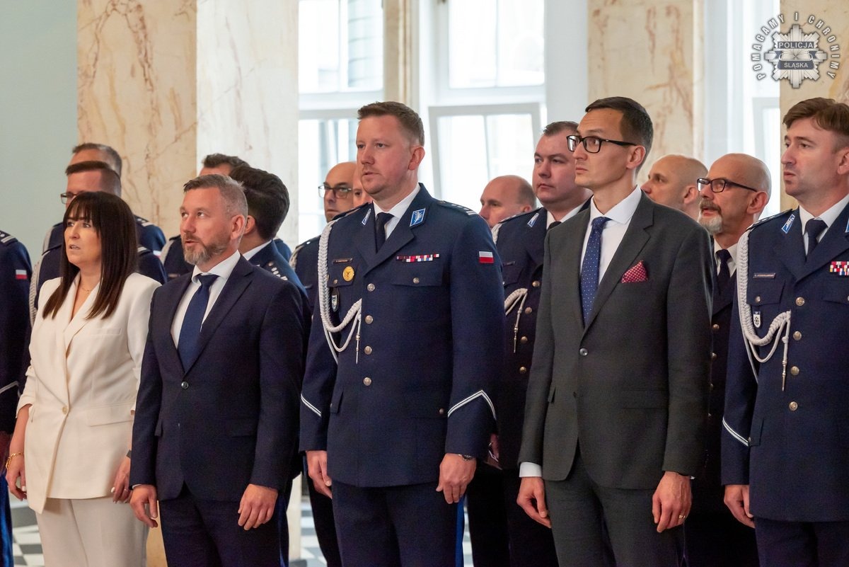 Ślubowanie nowych policjantów w Katowicach. 39 kandydatów do służby! 15