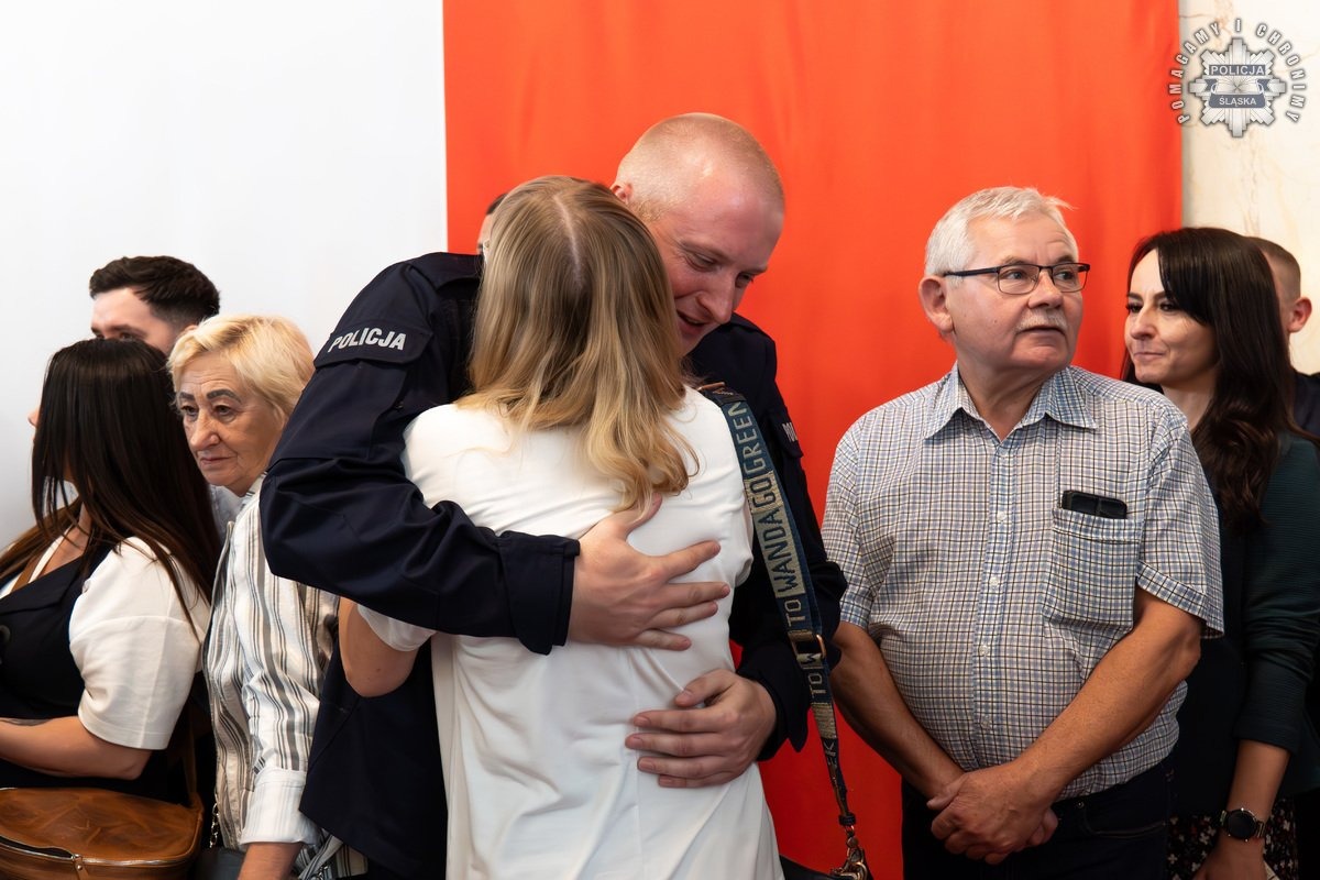 Ślubowanie nowych policjantów w Katowicach. 39 kandydatów do służby! 46