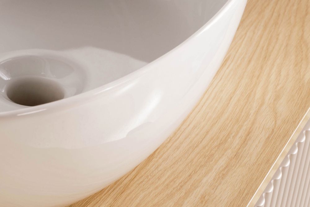 Umywalki o obłych kształtach – organiczne formy podbijają łazienki!