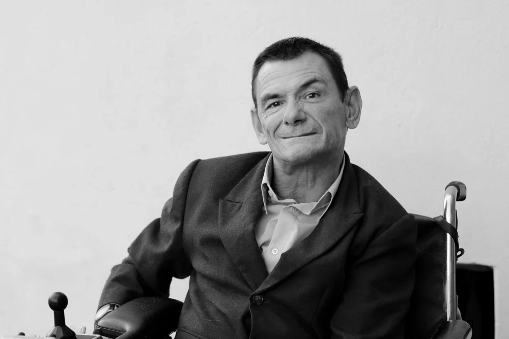 Zmarł Dariusz Filak – niepełnosprawny dziennikarz, który inspirował Żory