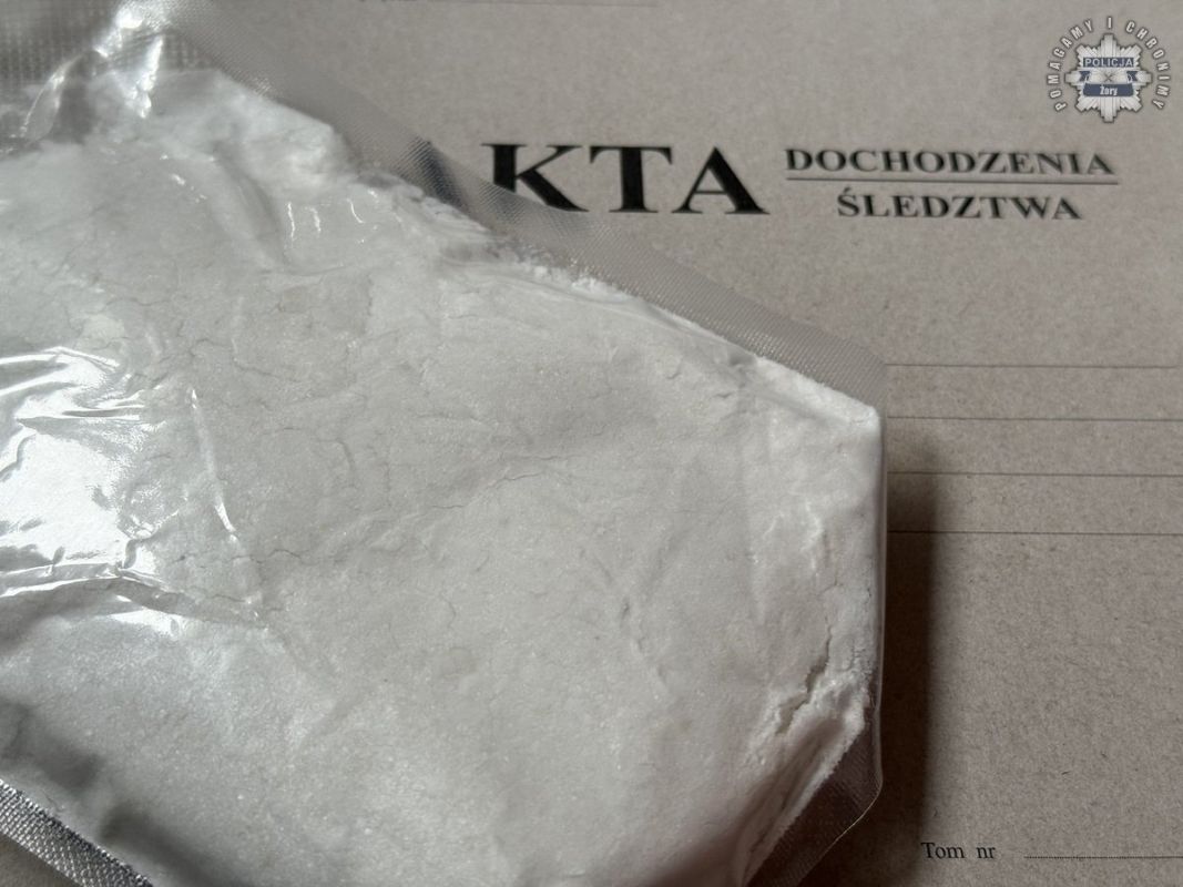 Uciekał przed kontrolą, wpadł z narkotykami na ulicy Kolejowej!