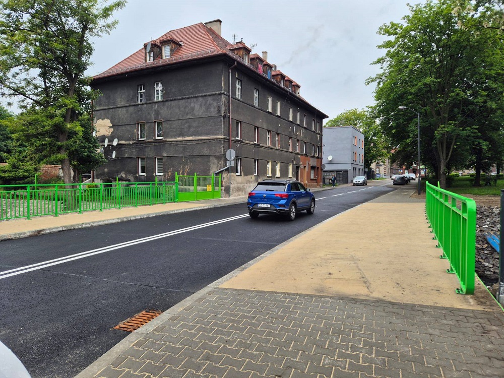 Most nad Bytomką znów przejezdny! Ul. Jagiellońska otwarta po przebudowie