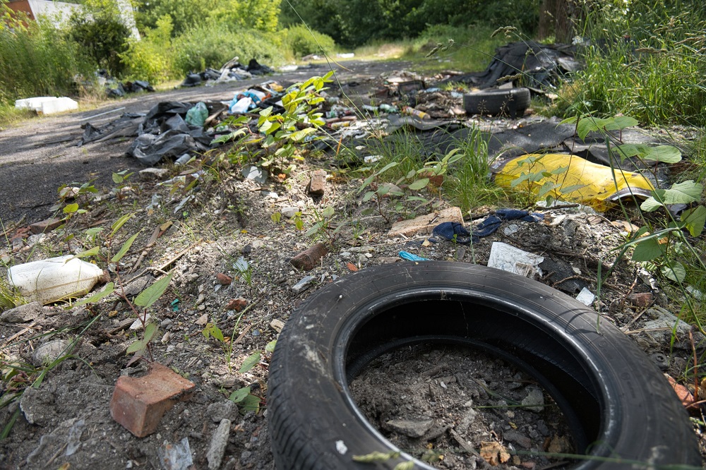 Zabrze walczy z dzikimi wysypiskami – kolejne miejsce uprzątnięte [FOTO]