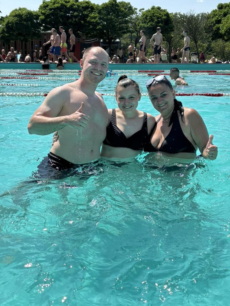 Otwarcie kąpieliska na Skałce 15