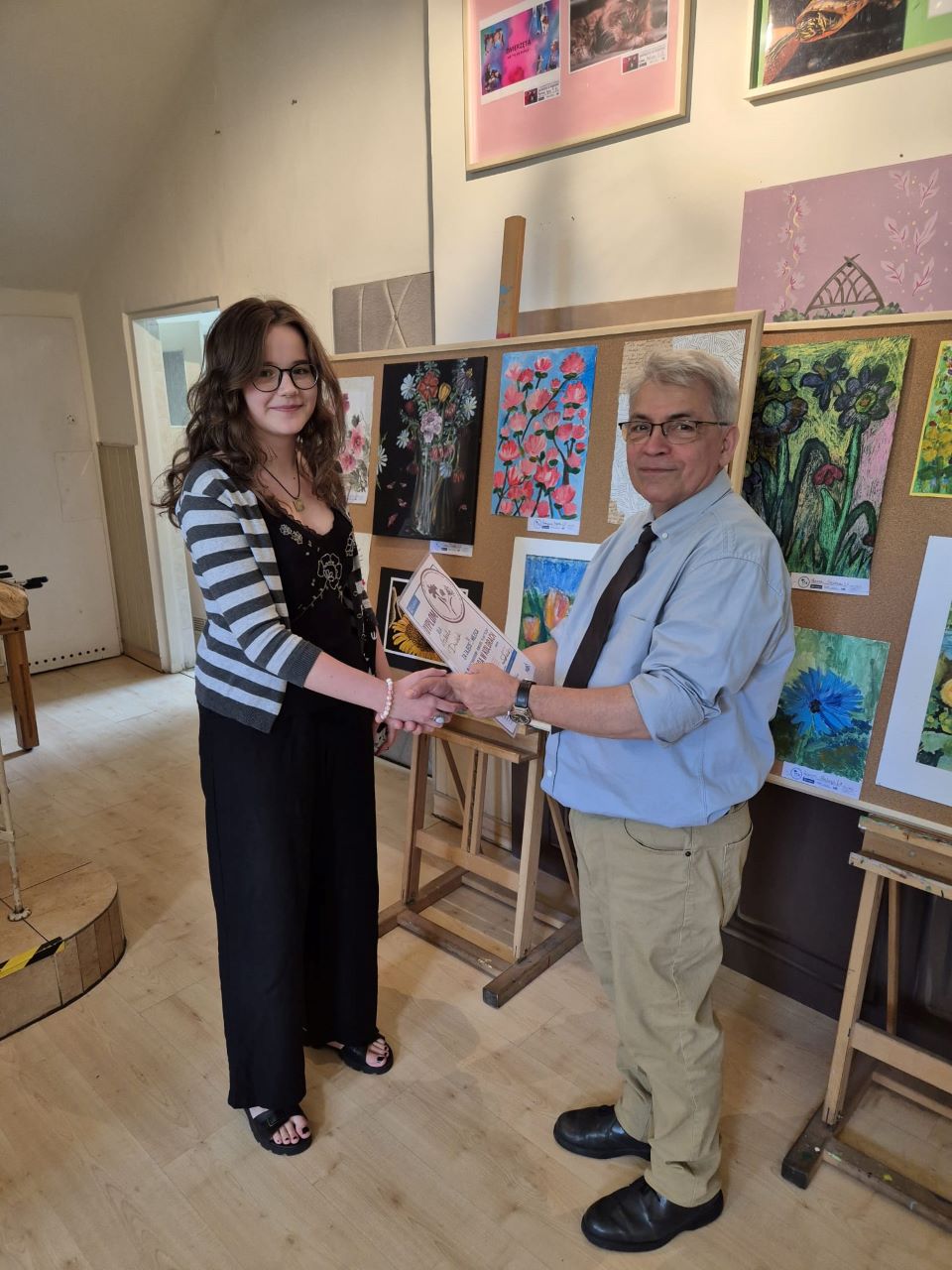 Sukces młodej artystki ze Świętochłowic w międzynarodowym konkursie plastycznym!