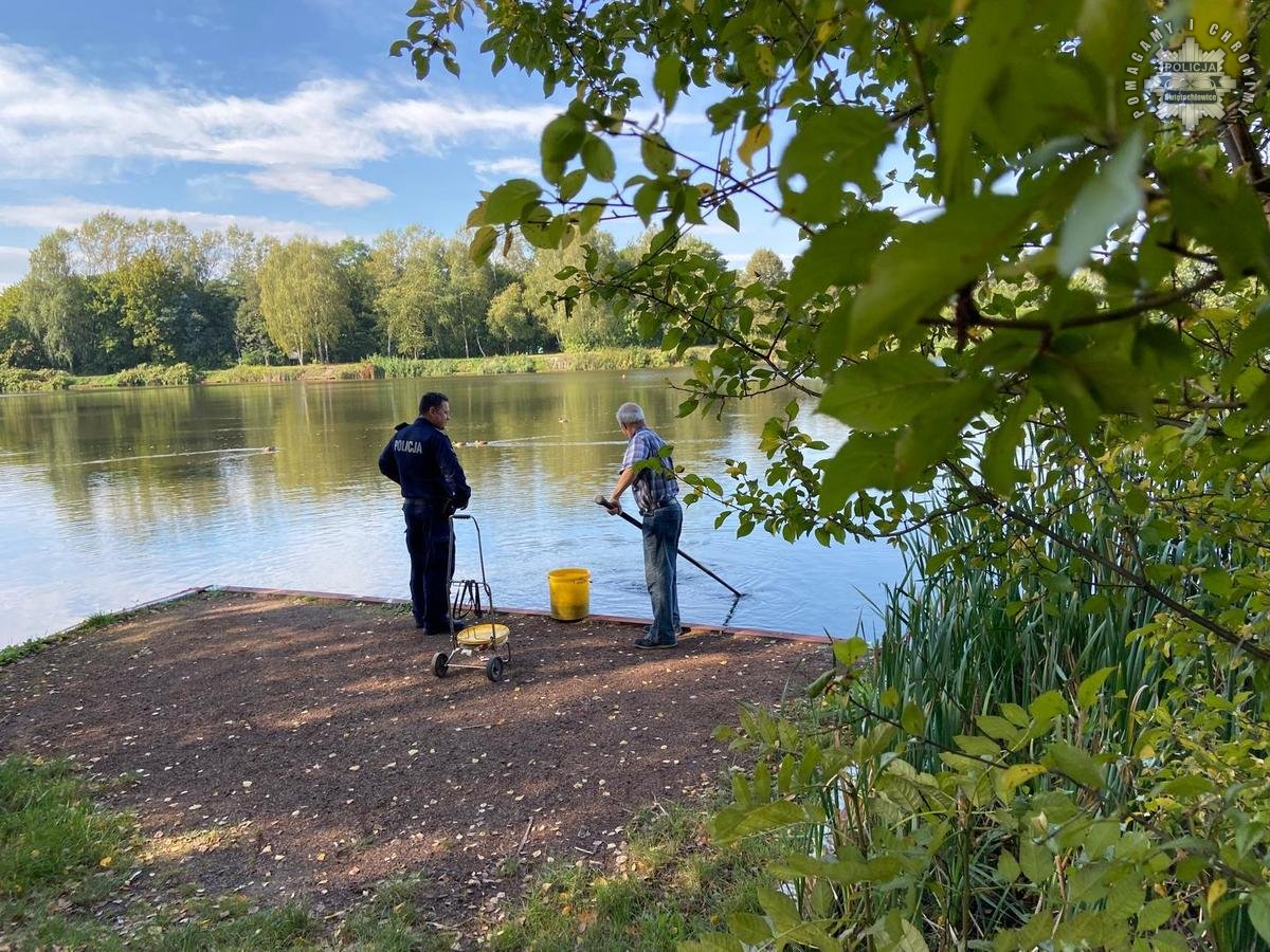 Świętochłowiccy policjanci kontrolują zbiorniki wodne – cel: bezpieczeństwo i czystość