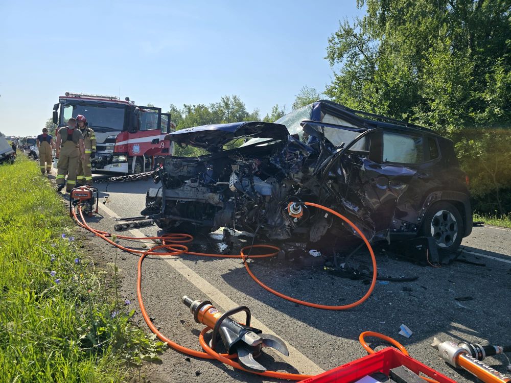 Pięć aut zderzyło się w Pawłowicach. DW933 całkowicie zablokowana