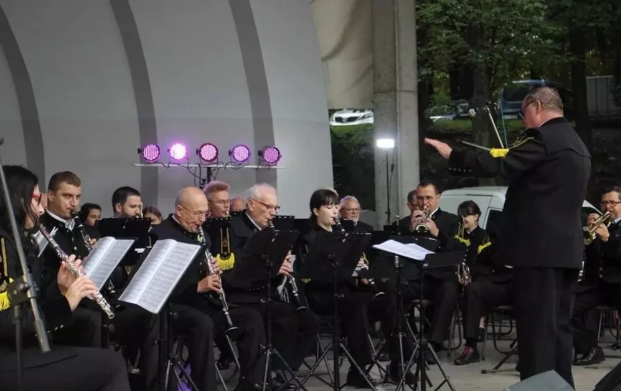 Lato pod znakiem orkiestr dętych – przed nami letnie koncerty promenadowe