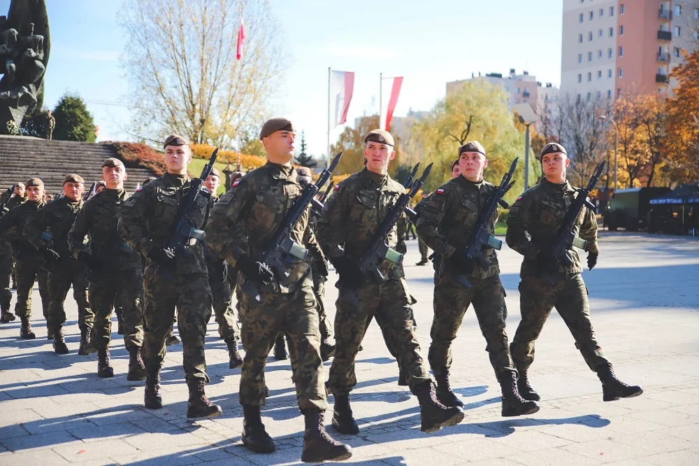 Ruda Śląska: Żołnierze 13. ŚBOT złożą przysięgę. Zobacz program uroczystości