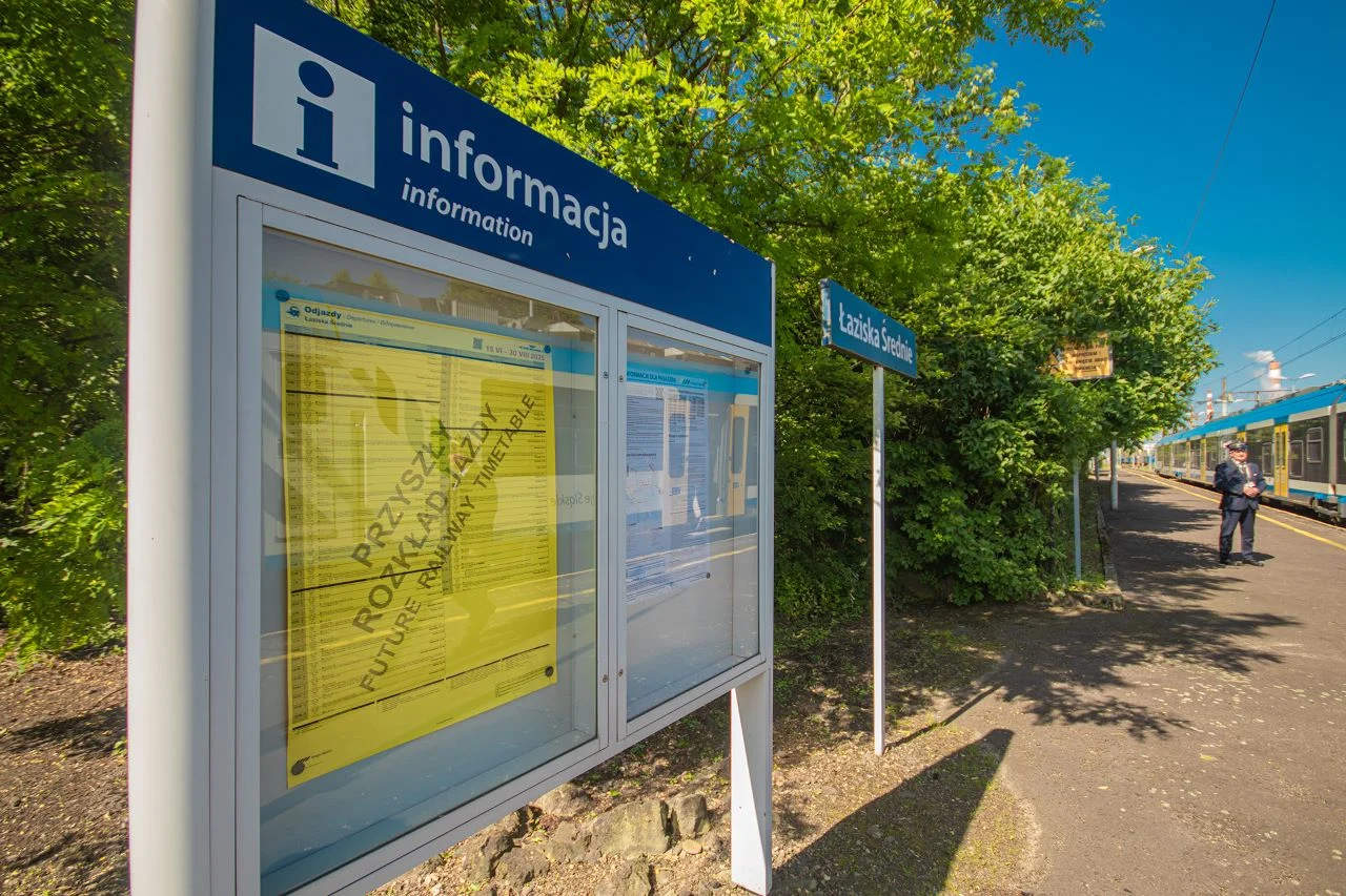 Linia kolejowa S74 wróciła po 24 latach do Łazisk! Cieszy się ogromnym zainteresowaniem