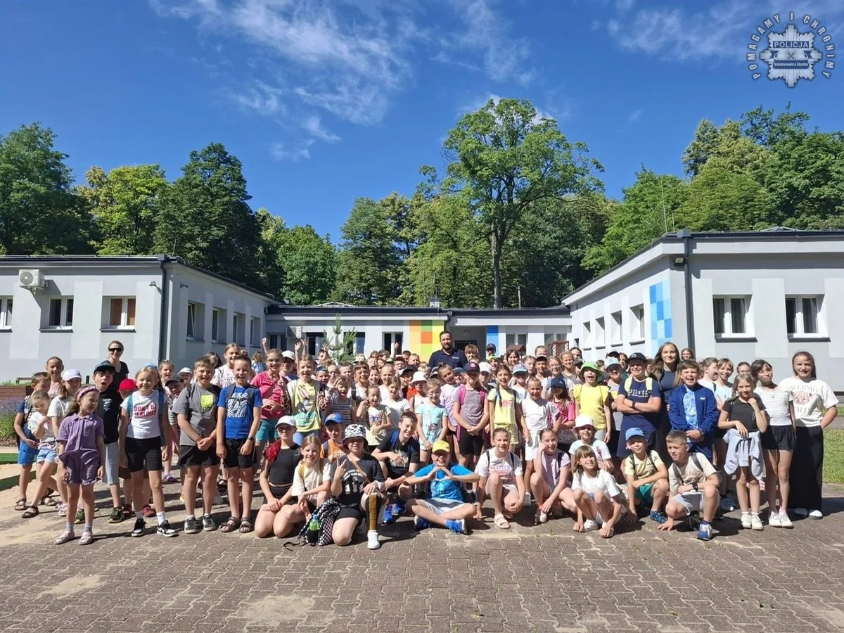 Bezpieczne Wakacje w Siemianowicach – policyjne spotkania z dziećmi