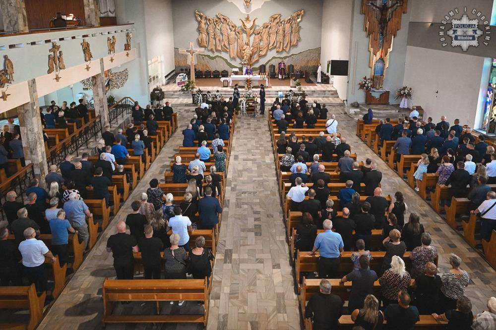 Uroczystość pogrzebowa podkom. Dariusza Stypuły / fot. KPP Mikołów