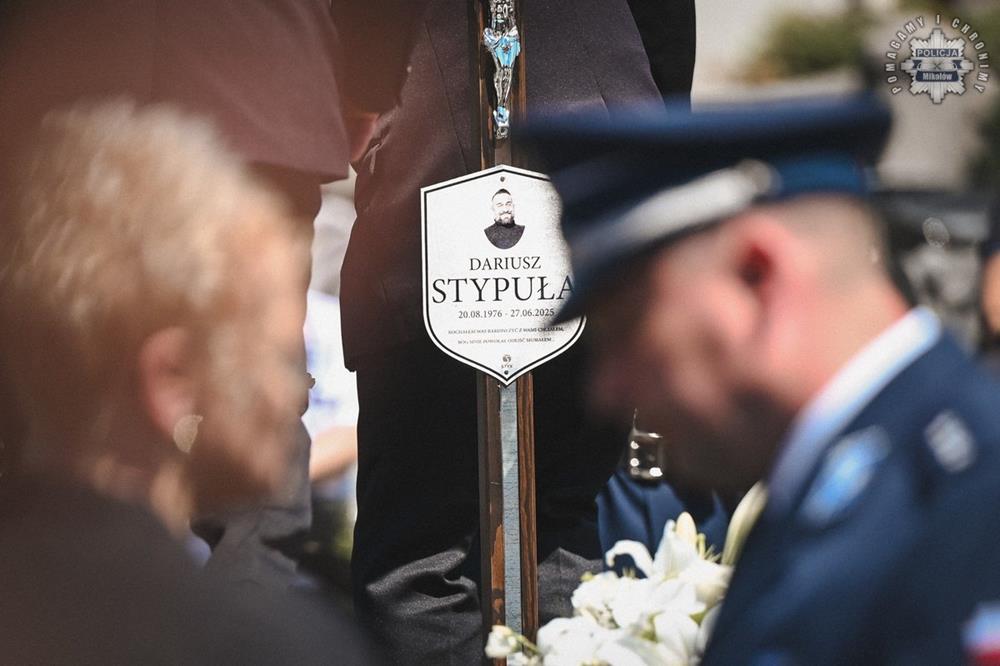 Uroczystość pogrzebowa podkom. Dariusza Stypuły / fot. KPP Mikołów