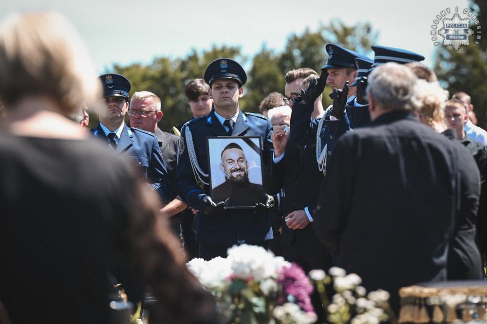 Uroczystość pogrzebowa podkom. Dariusza Stypuły / fot. KPP Mikołów