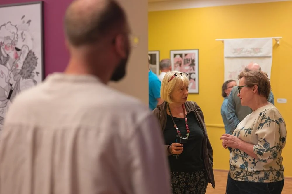 Wernisaż wystawy „DOPEŁNIANIE” / fot. Michał Janusiński ze Oberiba studio, Muzeum Miejskie w Tychach