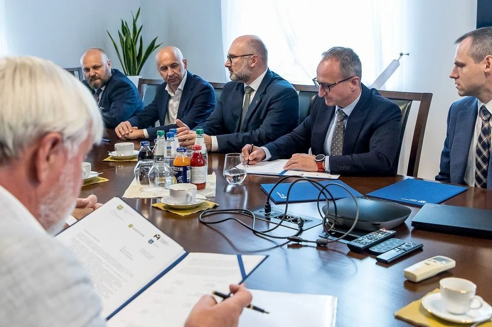 Orzesze bez wyburzeń – nowy wariant CPK podpisany przez samorządy