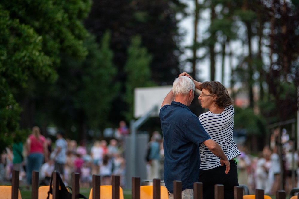 High heels dance nad jeziorem – Potańcówki na Paprach w Tychach