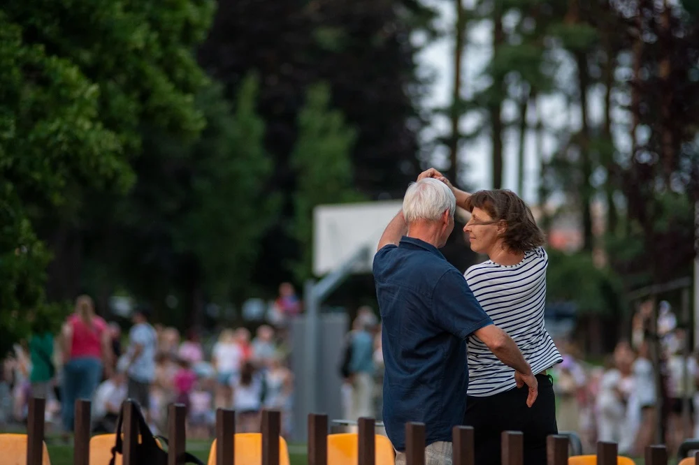 High heels dance nad jeziorem – Potańcówki na Paprach w Tychach