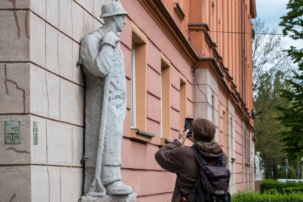 Spacer po osiedlu A w Tychach – poznaj początki miasta w latach 50.