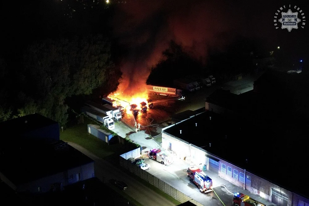 Pożar 5 samochodów ciężarowych w Mysłowicach – śledztwo w toku