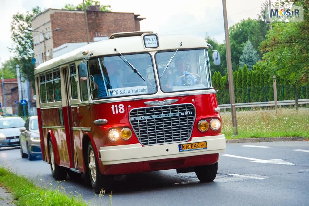 II Zlot Autobusów Ikarus na Śląsku / fot. MOSiR Mysłowice