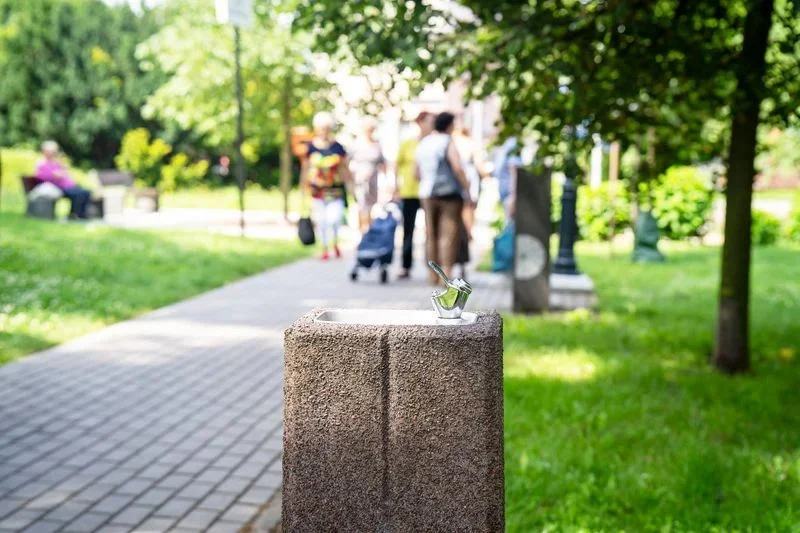 Rybnik w czasie upałów – sprawdź, jak dbać o siebie i swoich bliskich