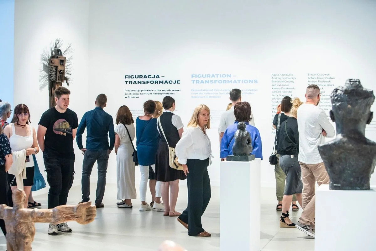 Letnia oferta Galerii Sztuki Rzeczna w Rybniku – wystawy, które warto zobaczyć