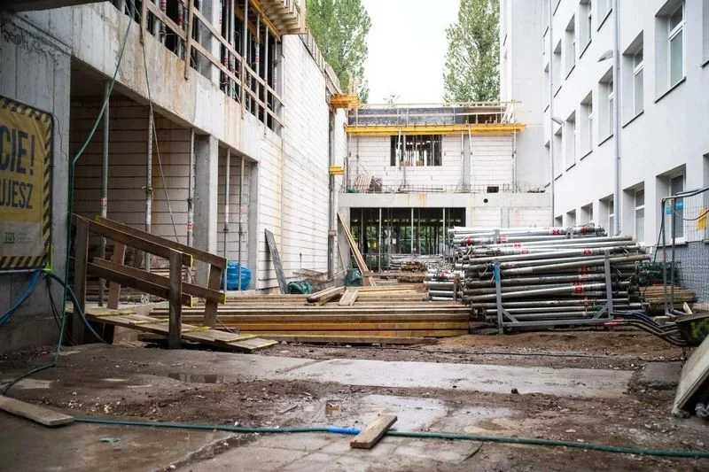 II Liceum Ogólnokształcące w Rybniku zyska nowoczesną salę gimnastyczną i bibliotekę