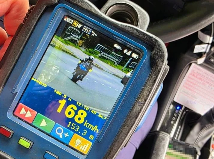 30-latek stracił prawo jazdy za przekroczenie prędkości o 118 km/h w Rybniku