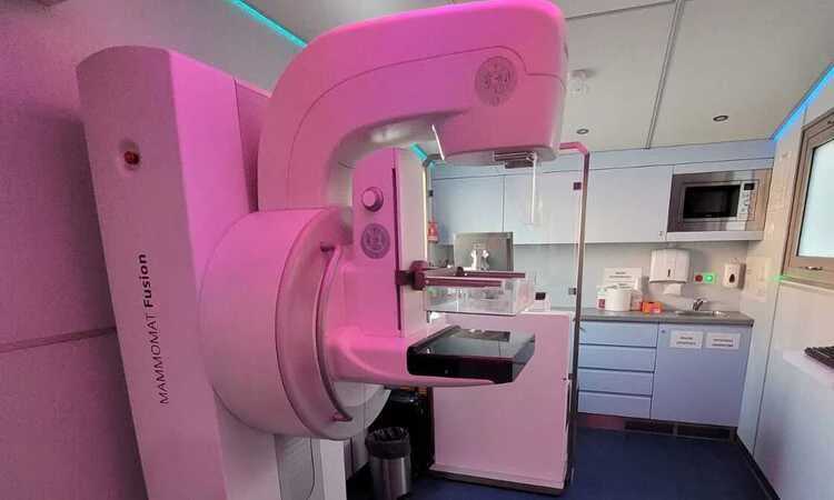 Wakacyjne badania w mammobusie. Sprawdź, gdzie i kiedy wykonasz badanie