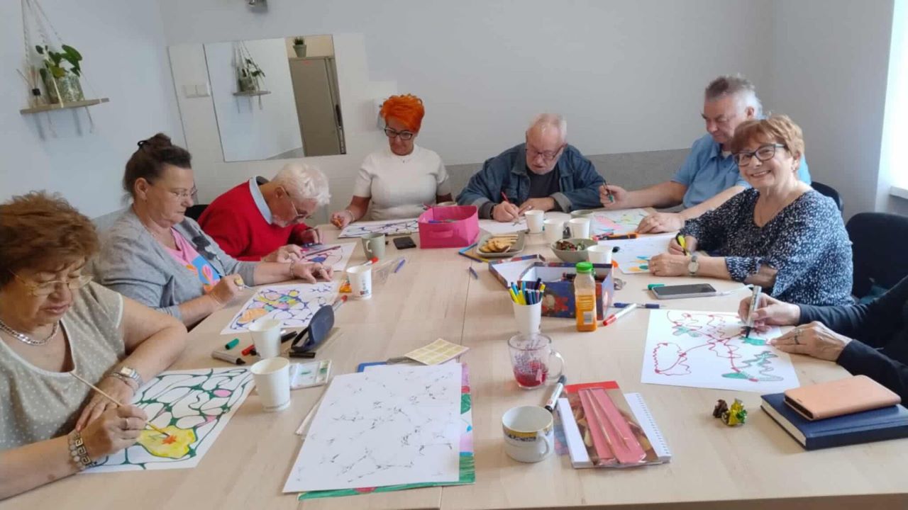 Nowy start dla seniorów i osób niepełnosprawnych dzięki projektowi Fundacji "Inicjatywa"