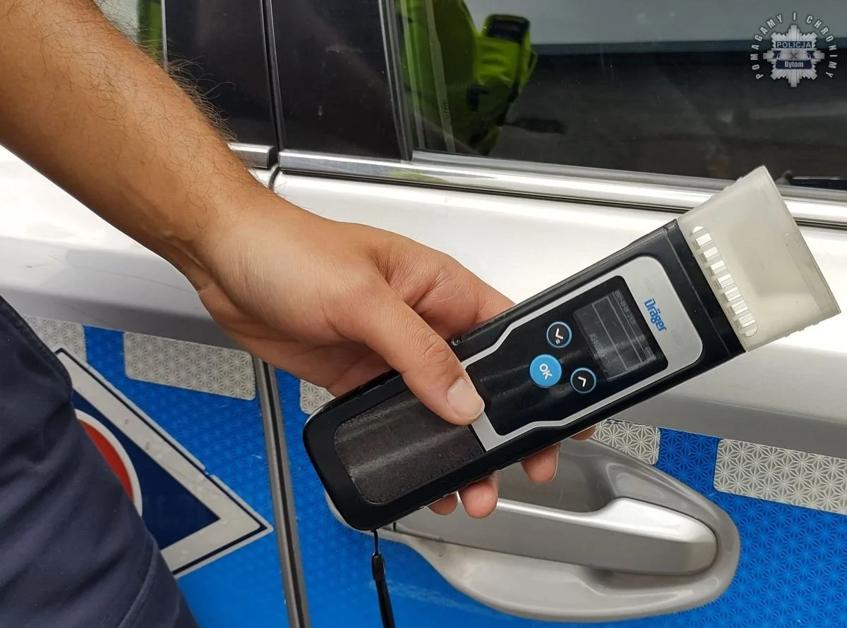 28-latek jechał po alkoholu i mimo sądowego zakazu. Grozi mu 5 lat więzienia