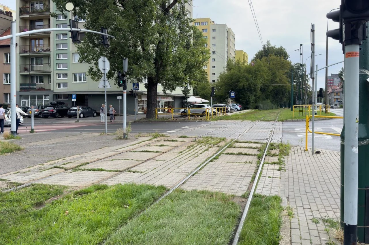 Uwaga! Tramwaje na skrzyżowaniu ul. Łużyckiej i Wrocławskiej będą miały pierwszeństwo