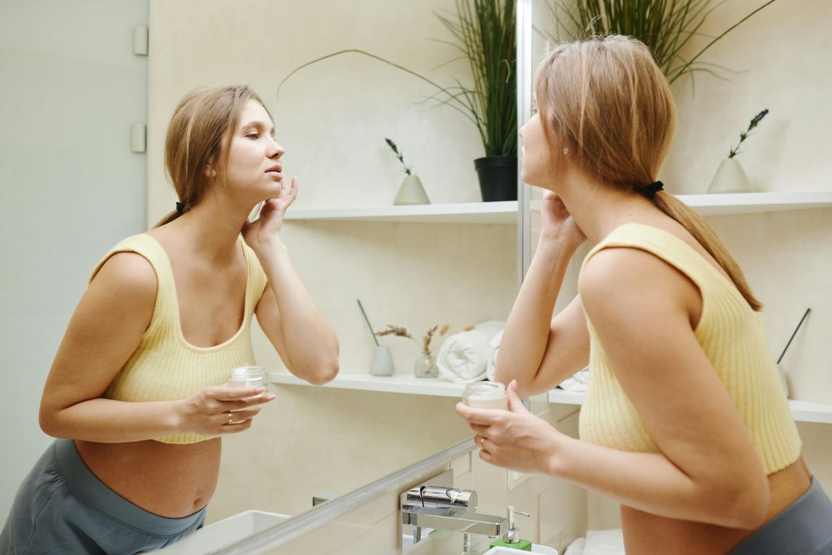 Połóg tydzień po tygodniu – czego się spodziewać? 