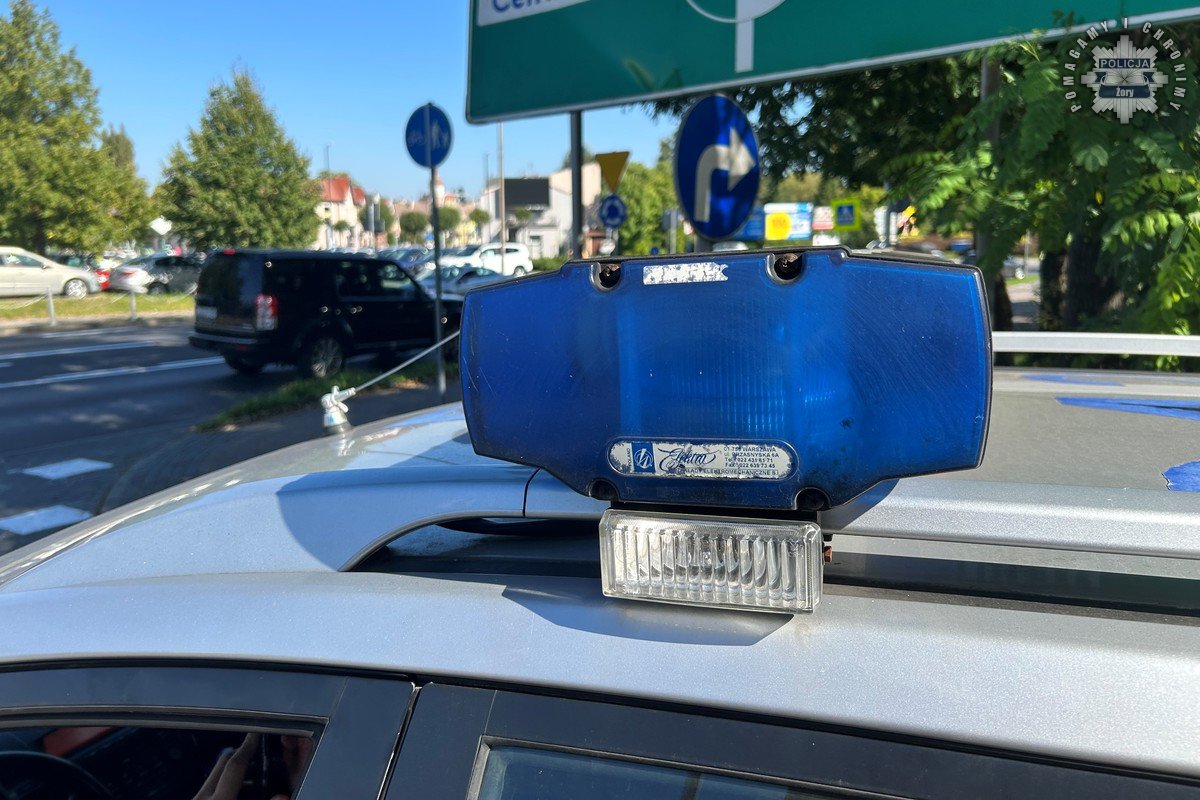 Wypadek na ulicy Drwali – kierowca bez uprawnień i z zakazem