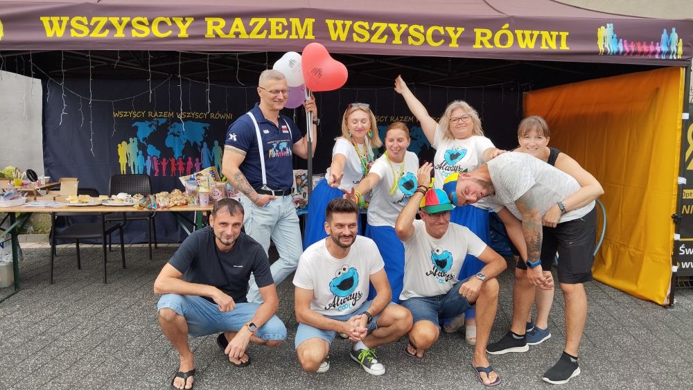 Za nami charytatywna impreza w stylu lat 80. i 90.!