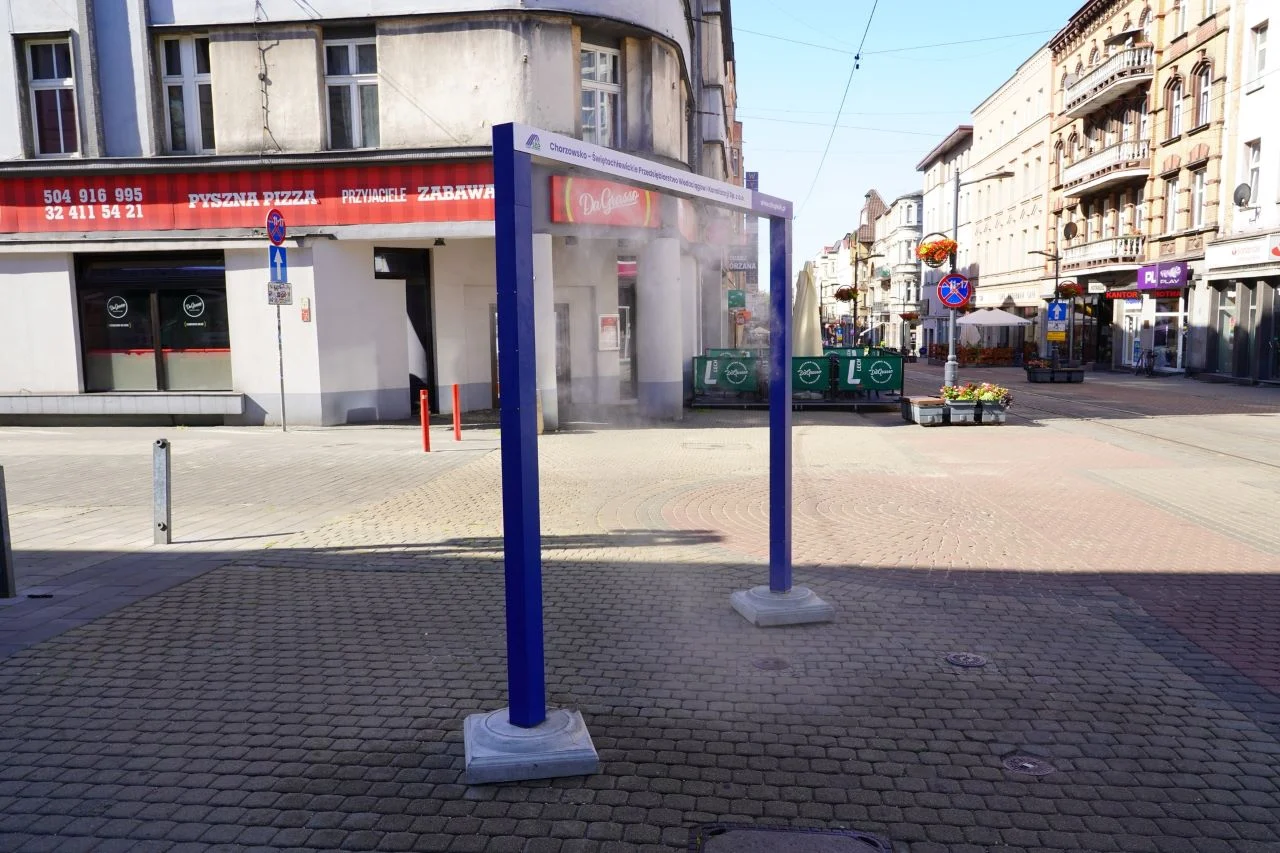 Upały w Chorzowie? Kurtyny wodne i place zabaw pomogą się schłodzić