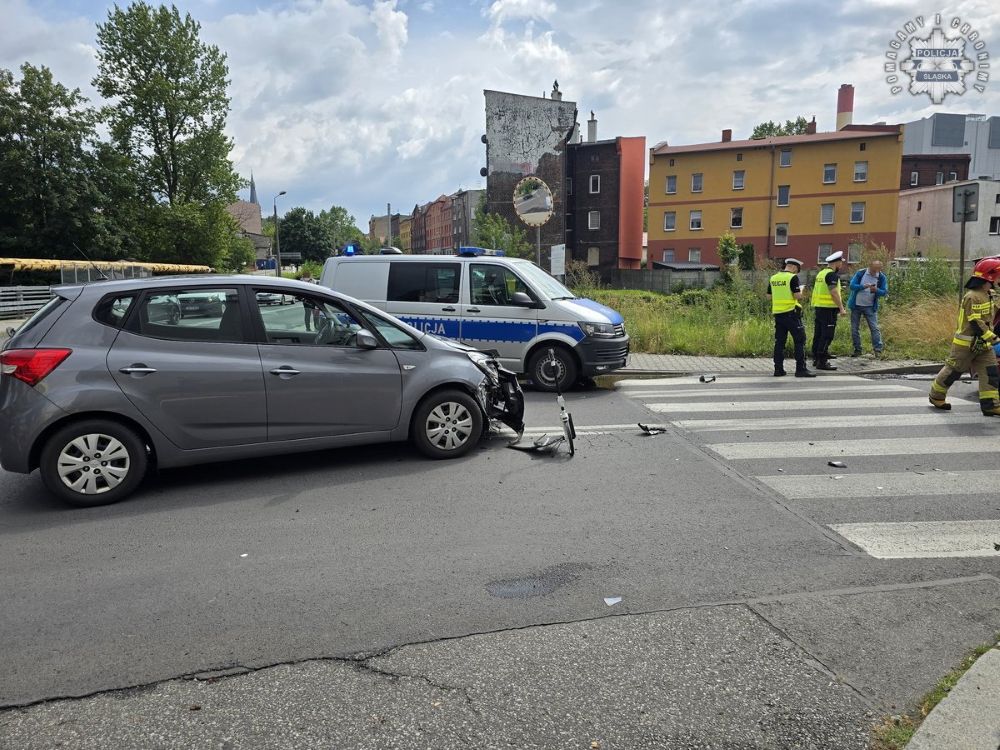 Kolizja z udziałem trzech pojazdów – utrudnienia na skrzyżowaniu Legnickiej i Bożogrobców