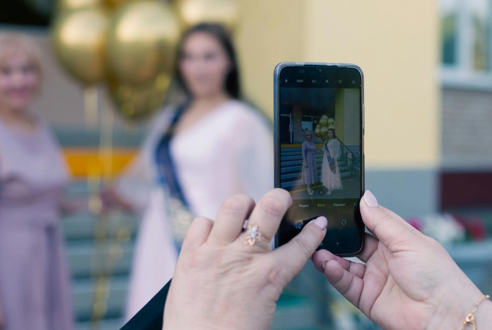 Jak robić profesjonalne zdjęcia aparatem w smartfonie?