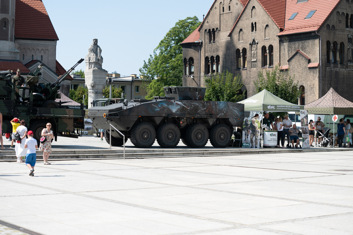 Obchody Święta Wojska Polskiego 8