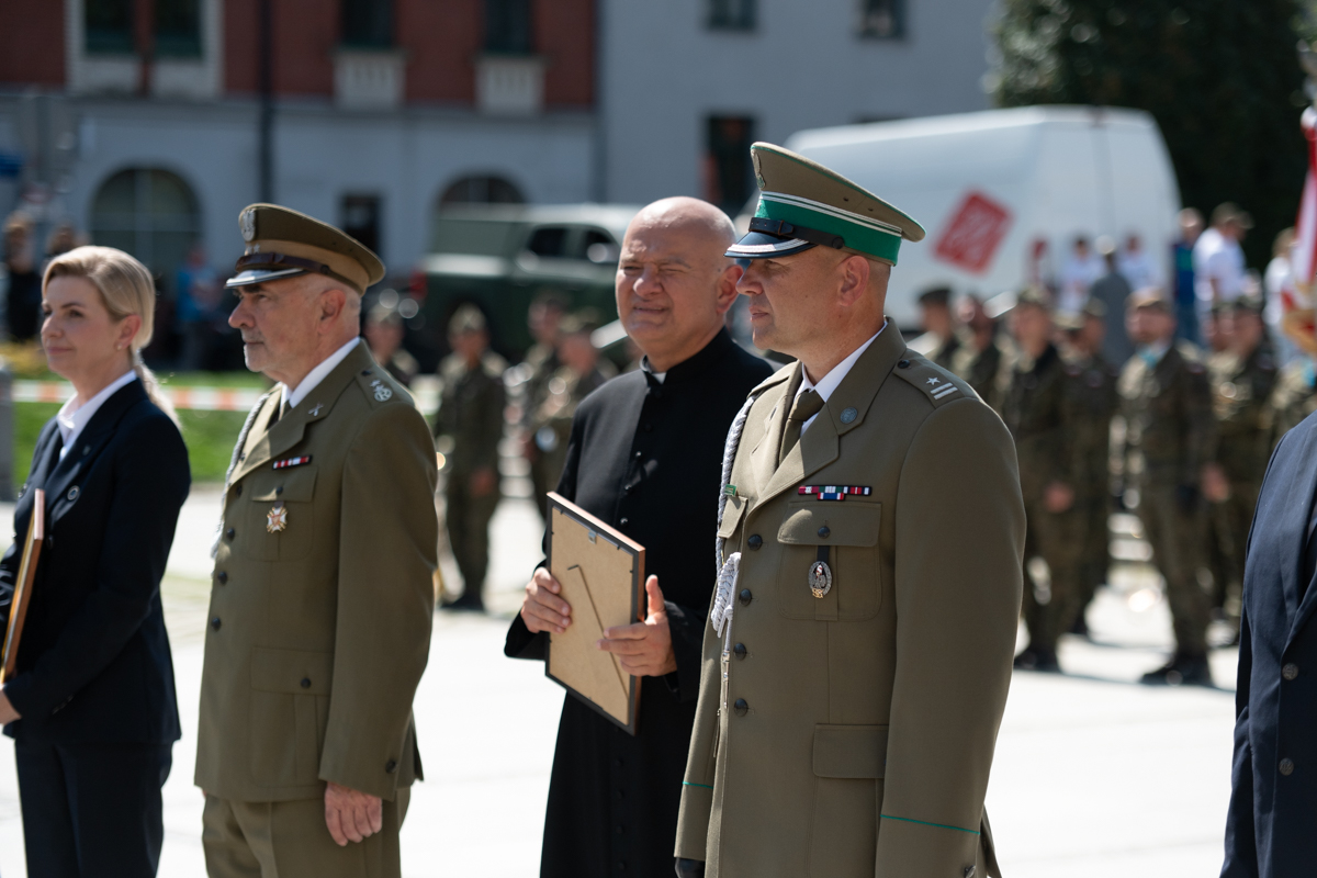 Obchody Święta Wojska Polskiego 73