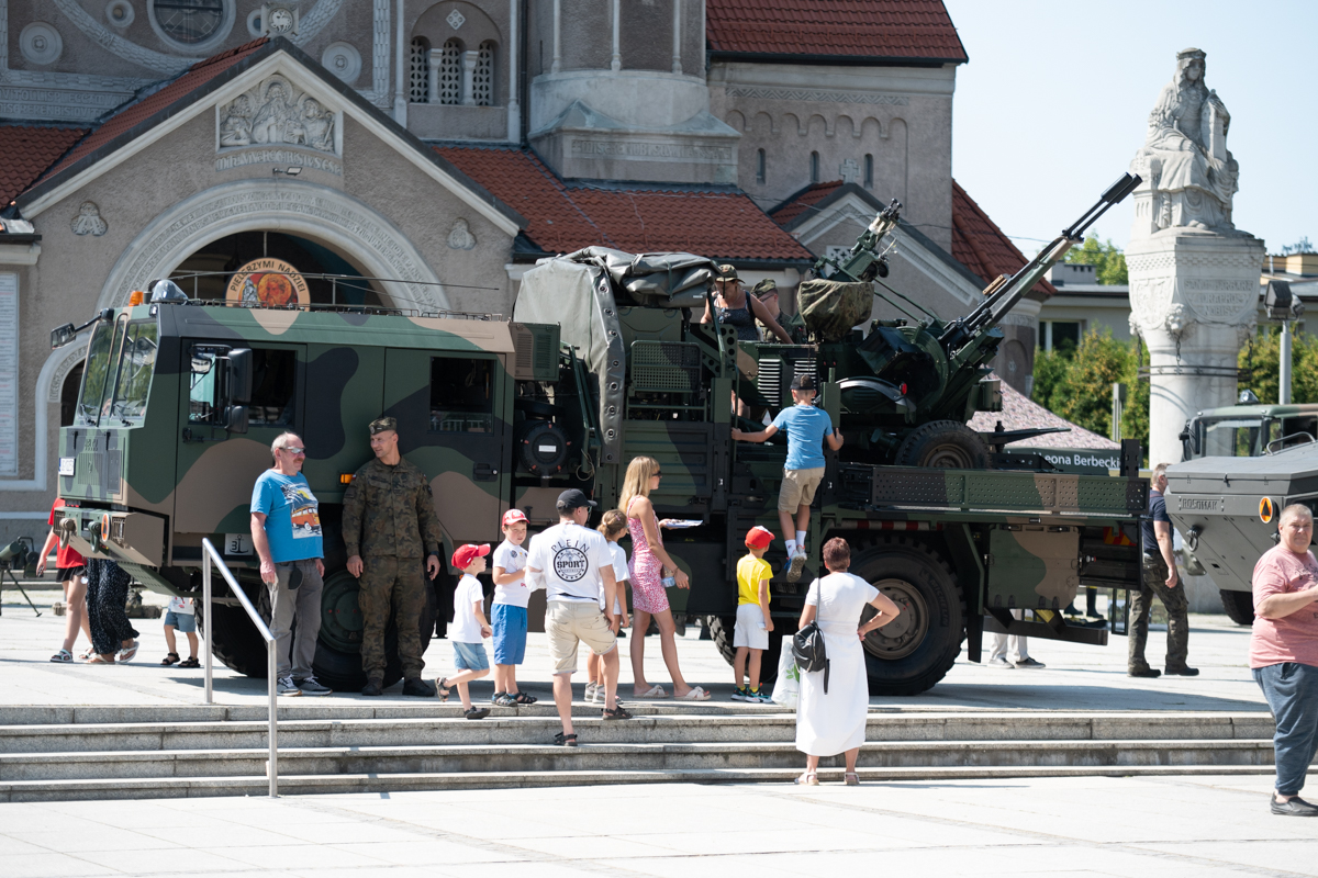 Obchody Święta Wojska Polskiego 93