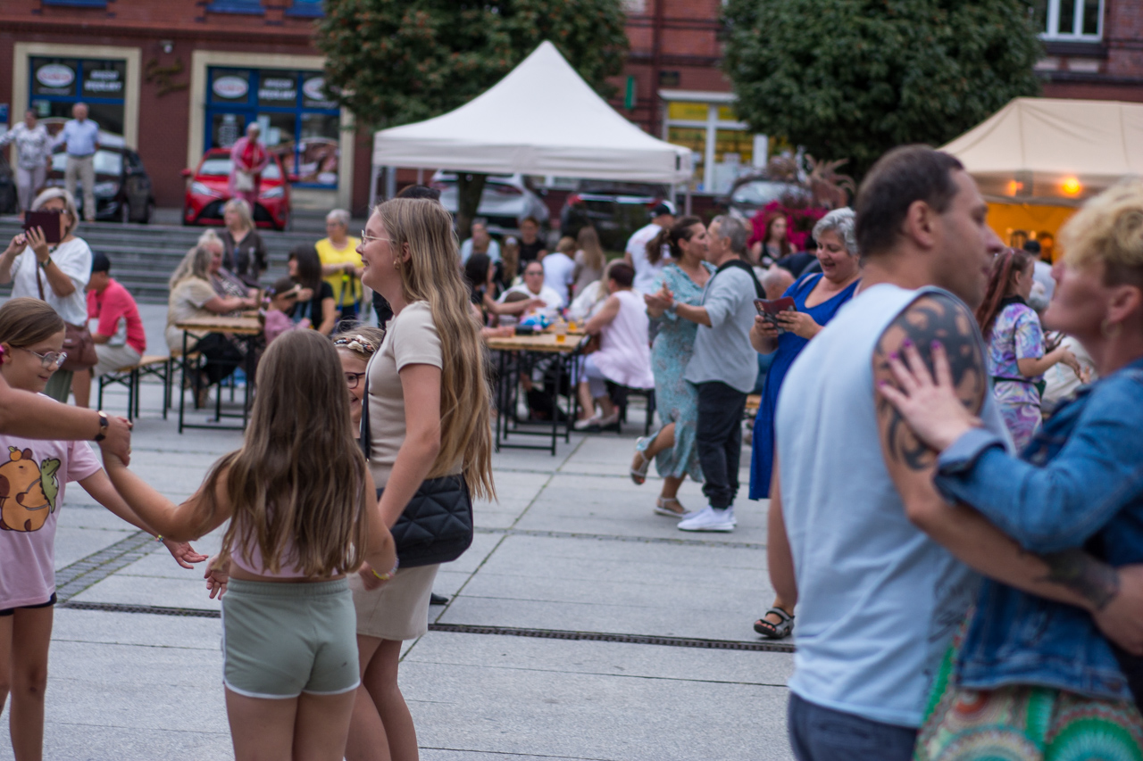 Potańcówka na zakończenie lata. Tłumy! 9